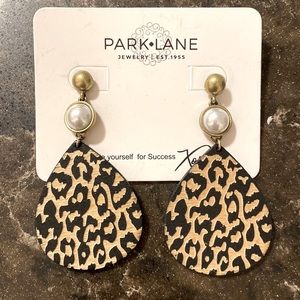 Earrings (Reversible)